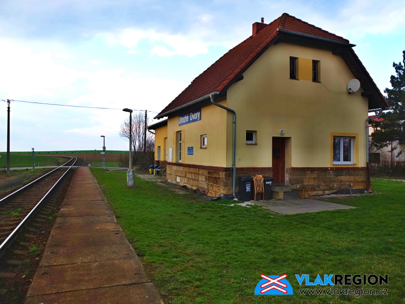 Zastávka Dlouhé Dvory