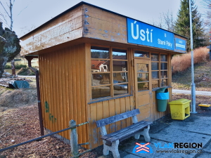 Zastávka Ústí u Staré Paky